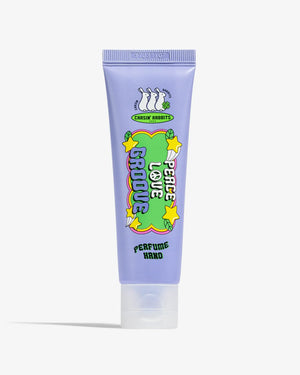 Crema para manos de Chasin' Rabbits en Momiji Beauty. Esta lujosa crema está diseñada para hidratar profundamente y suavizar la piel de tus manos. Con una fórmula enriquecida con ingredientes naturales como la Centella Asiática y el ácido hialurónico, nuestra crema proporciona un cuidado nutritivo para manos suaves y radiantes. Perfecta para el uso diario, esta crema para manos de Chasin' Rabbits es tu aliada para mantener la piel de tus manos saludable y rejuvenecida.