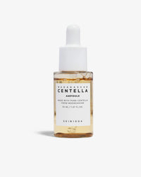 Este sérum está formulado con 100% extracto de centella asiática de Madagascar, conocido por sus propiedades calmantes y reparadoras.
Hidrata profundamente y fortalece la barrera cutánea, dejando la piel más saludable y equilibrada.