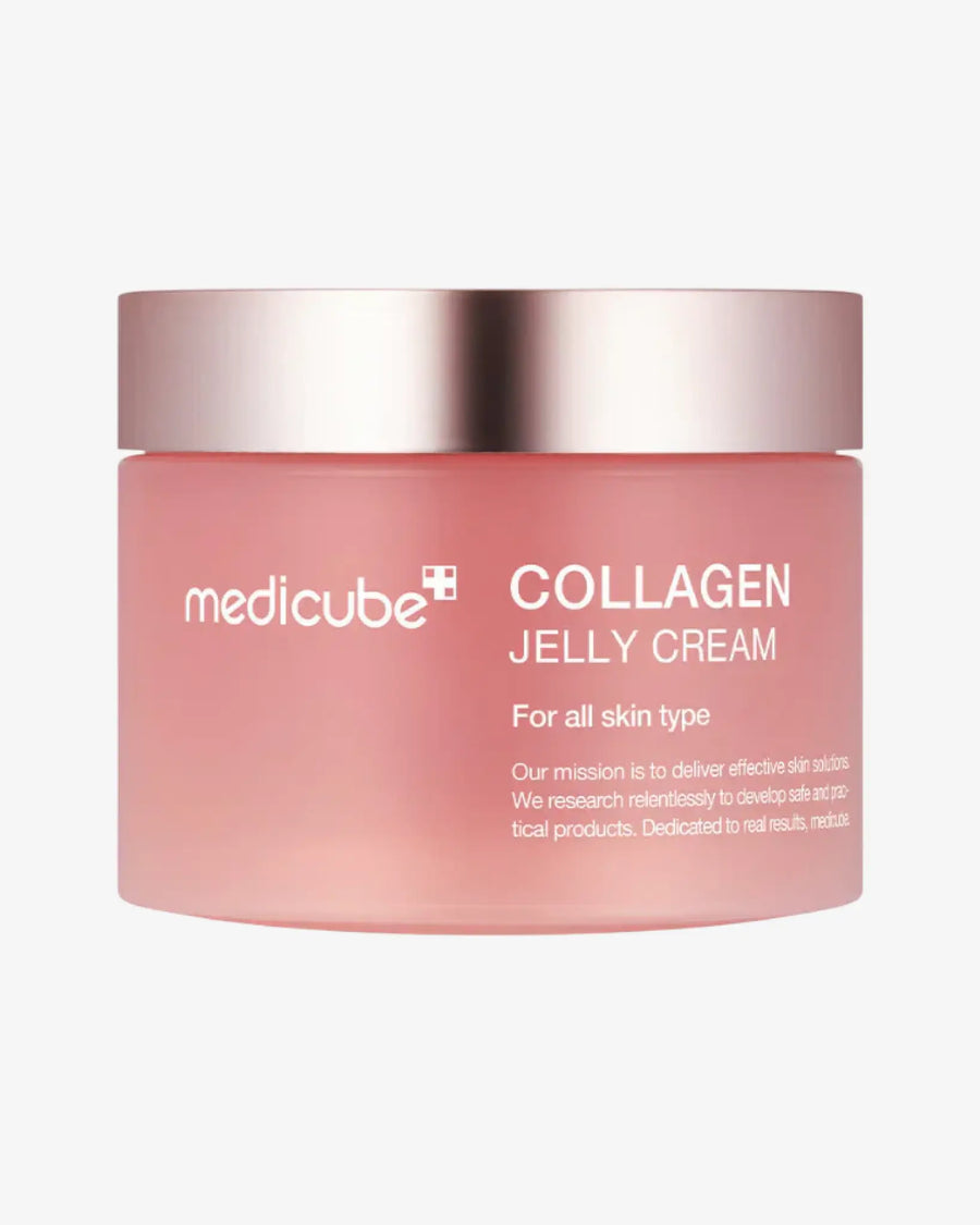 La Collagen Jelly Cream es una crema hidratante en textura gel-jelly que combina colágeno hidrolizado, ácido hialurónico y péptidos para ofrecer una piel visiblemente más firme, hidratada y elástica.
Su fórmula ligera se absorbe al instante, dejando la piel fresca, suave y con un brillo saludable sin sensación grasa.
Ideal para pieles que necesitan un boost de firmeza, jugosidad o hidratación, sin sacrificar ligereza.
