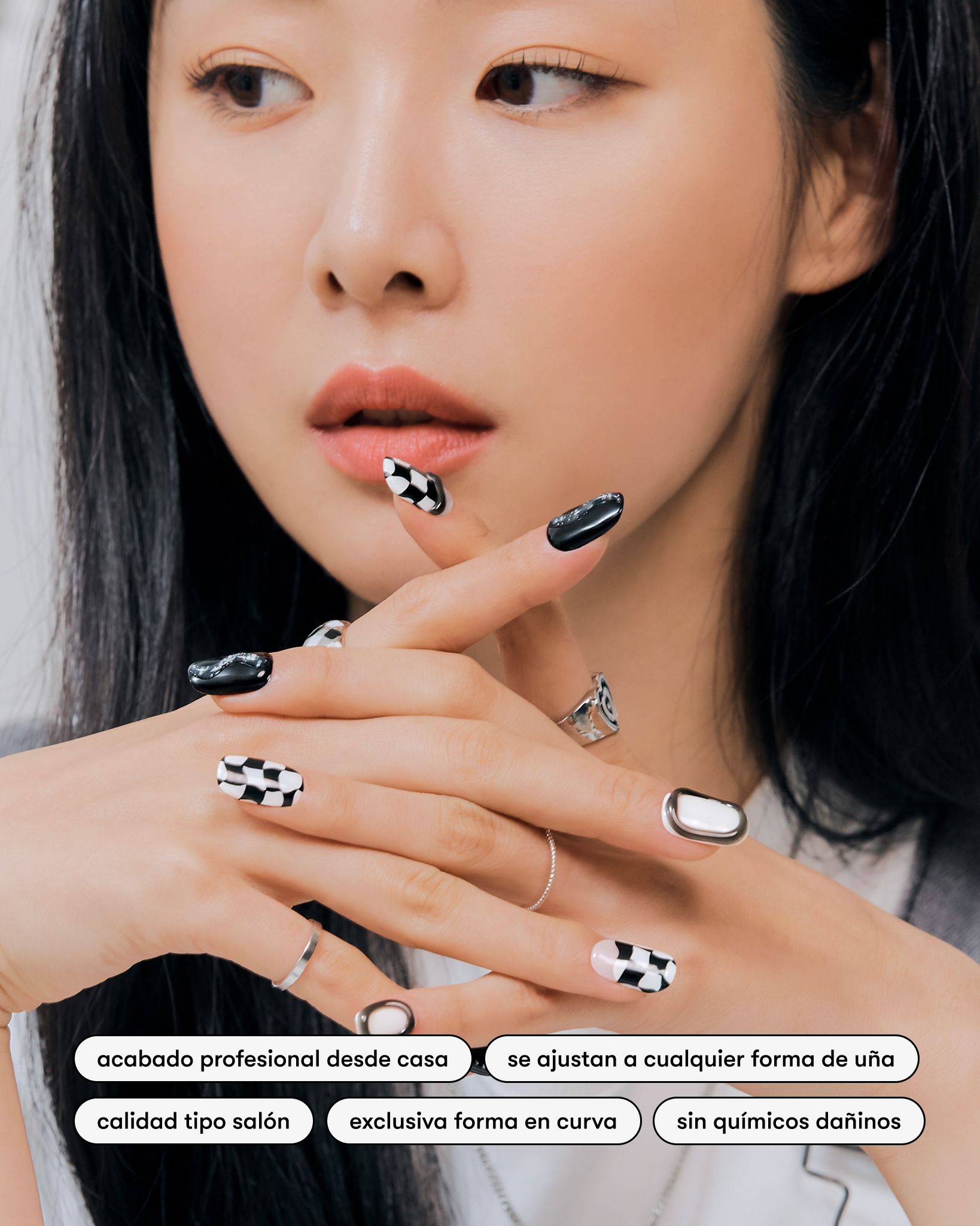 Laminas de gel para uñas semi curado ohora tono Checkers en Momiji Beauty.