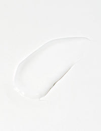 Crema Hidratante Antienvejecimiento de COSRX en Momiji Beauty. Esta crema combina una potente hidratación con ingredientes antienvejecimiento para ayudar a combatir los signos del envejecimiento de la piel. Formulada con ingredientes clave como ácido hialurónico, adenosina y péptidos, esta crema ayuda a reducir la apariencia de arrugas y líneas finas, mientras que proporciona una hidratación profunda y duradera.