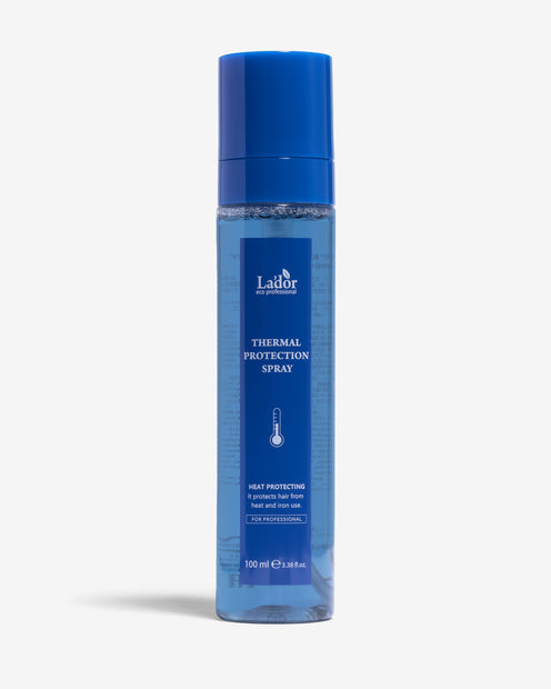 Spray protector capilar de Lador en Momiji Beauty, tu escudo contra los daños causados por el calor y el styling. Este spray está especialmente formulado con ingredientes protectores como la queratina y los aminoácidos, que ayudan a proteger el cabello del calor de herramientas como secadores y planchas, así como del daño causado por los rayos UV. Su fórmula ligera y de rápida absorción envuelve cada hebra de cabello, dejándolo protegido, suave y manejable. 
